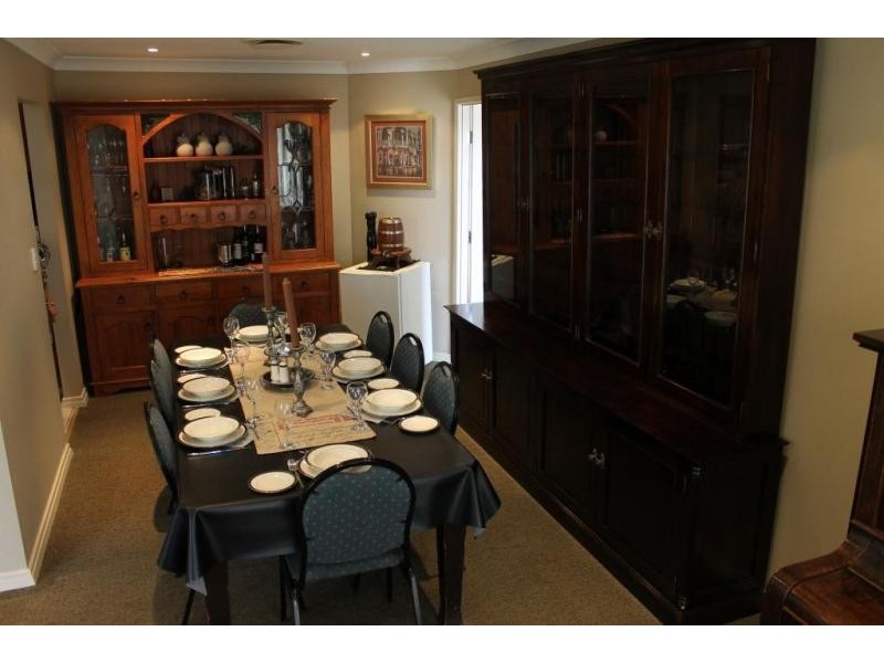 5 Hereward Court, Brassall QLD 4305