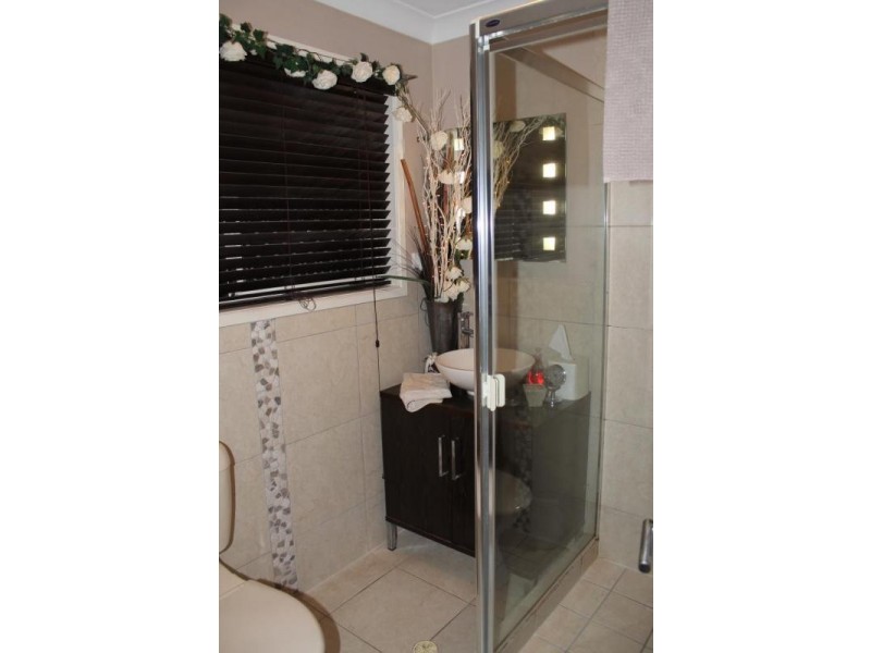 5 Hereward Court, Brassall QLD 4305