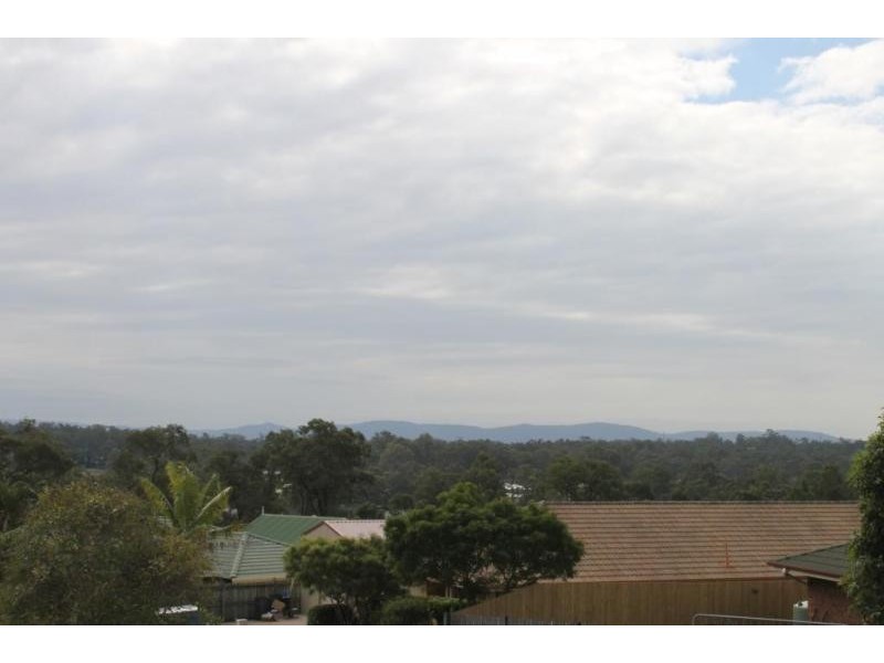 5 Hereward Court, Brassall QLD 4305