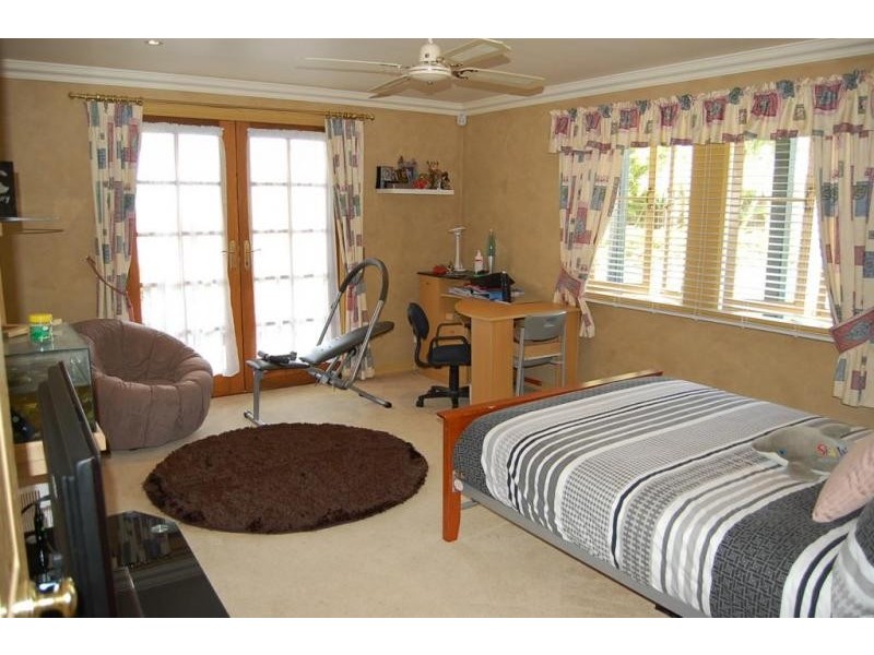 43 Stafford Street, Booval QLD 4304