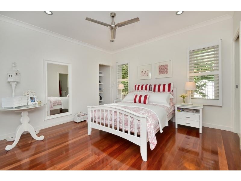 44 Whitehill Road, Eastern Heights QLD 4305
