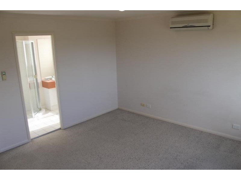 5 Lakemba Place, Brassall QLD 4305