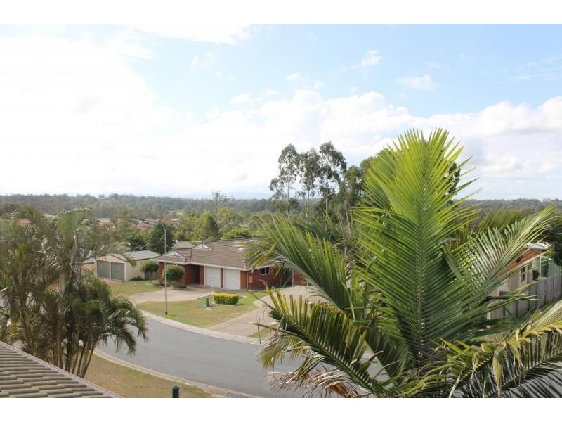 5 Lakemba Place, Brassall QLD 4305