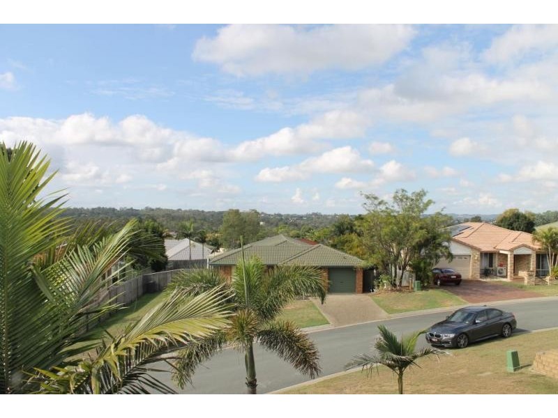 5 Lakemba Place, Brassall QLD 4305