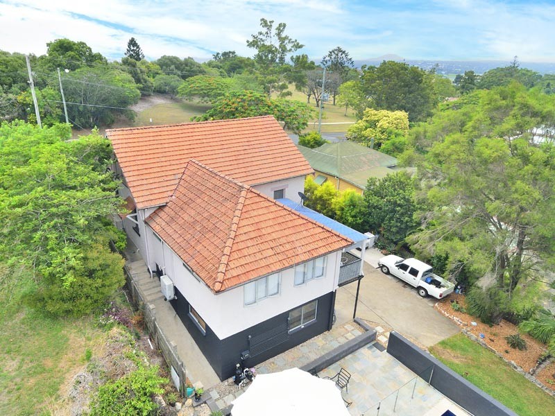 64 Chermside Road, Newtown QLD 4305