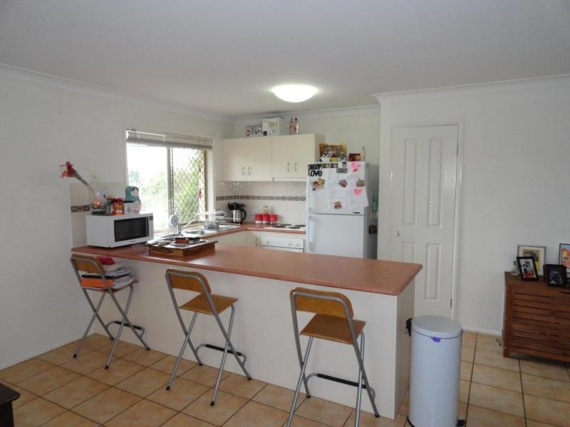 6 OAK COURT, Yamanto QLD 4305