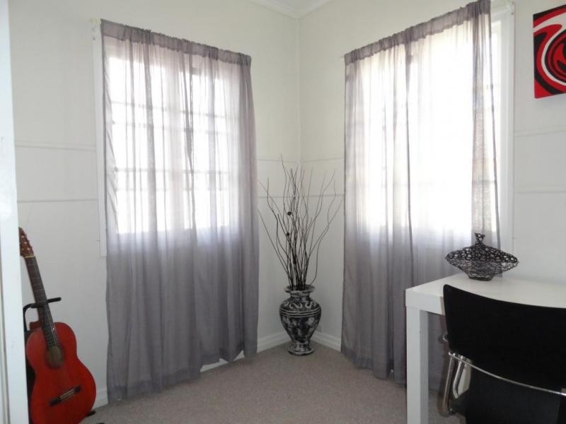 60 Fernvale Road, Brassall QLD 4305