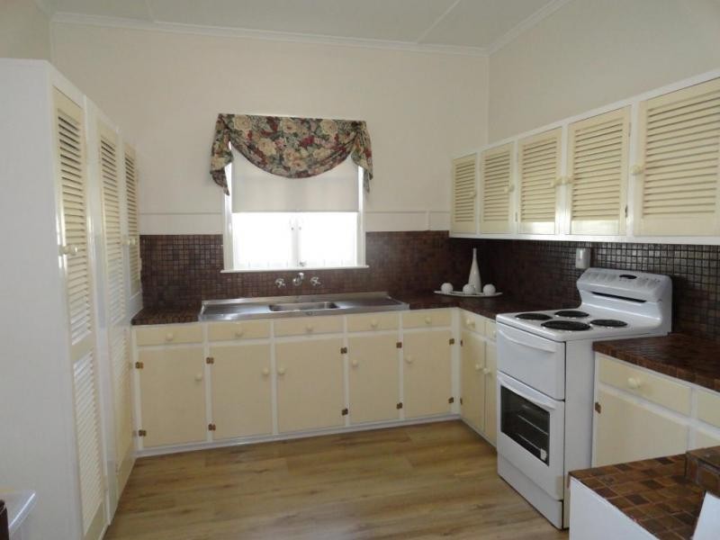 60 Fernvale Road, Brassall QLD 4305