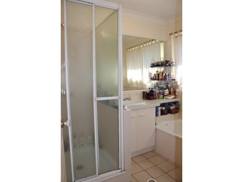 1/117B PINE MOUNTAIN ROAD, Brassall QLD 4305