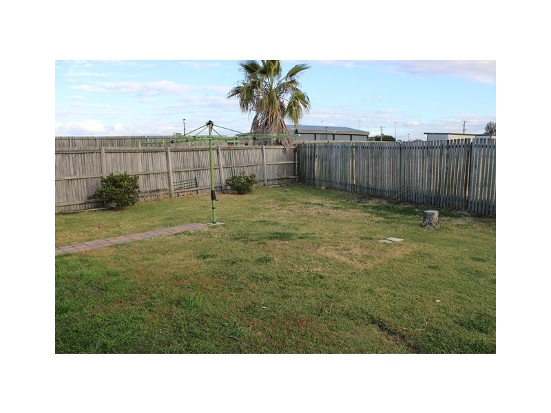4 Battersby Street, One Mile QLD 4305