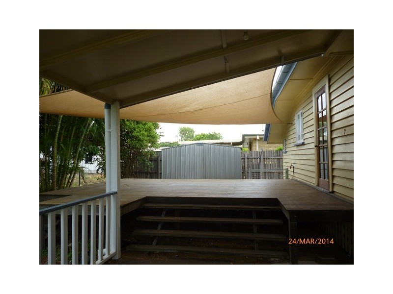 161 Blackstone Road, Silkstone QLD 4304