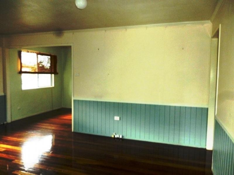 18 Sturt Street, Leichhardt QLD 4305