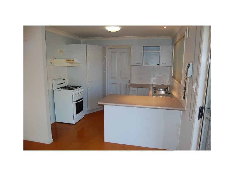 37A Clifton Street, Booval QLD 4304