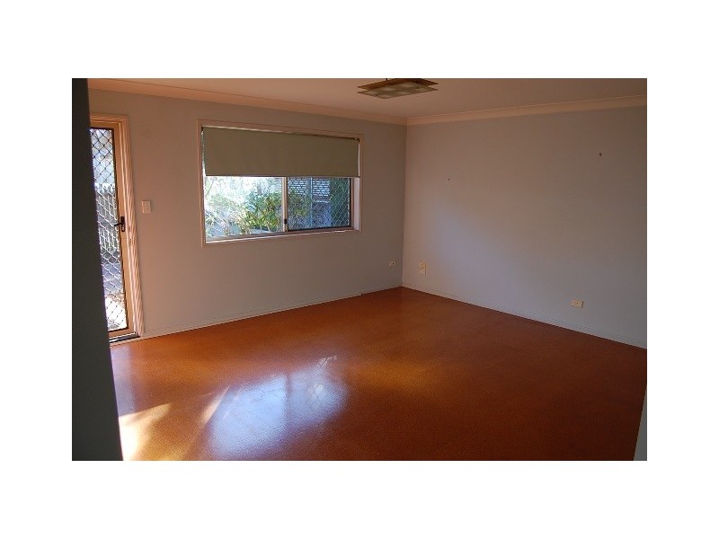 37A Clifton Street, Booval QLD 4304