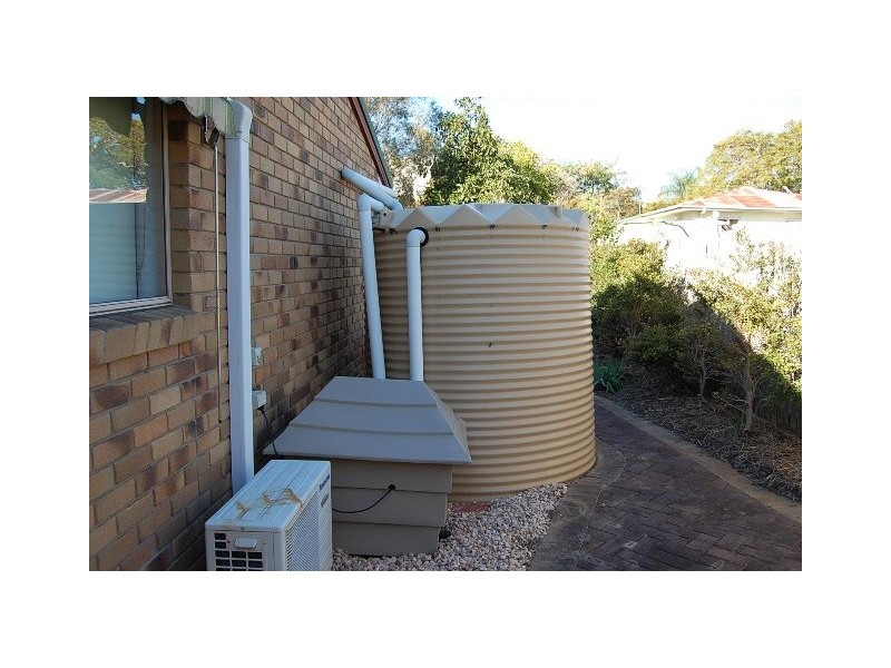 37A Clifton Street, Booval QLD 4304