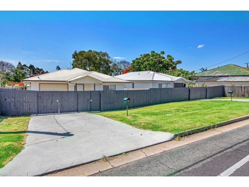 40 Brisbane Road, Dinmore QLD 4303