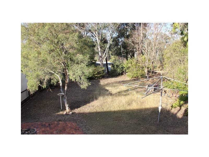 18 High Street, Ebbw Vale QLD 4304