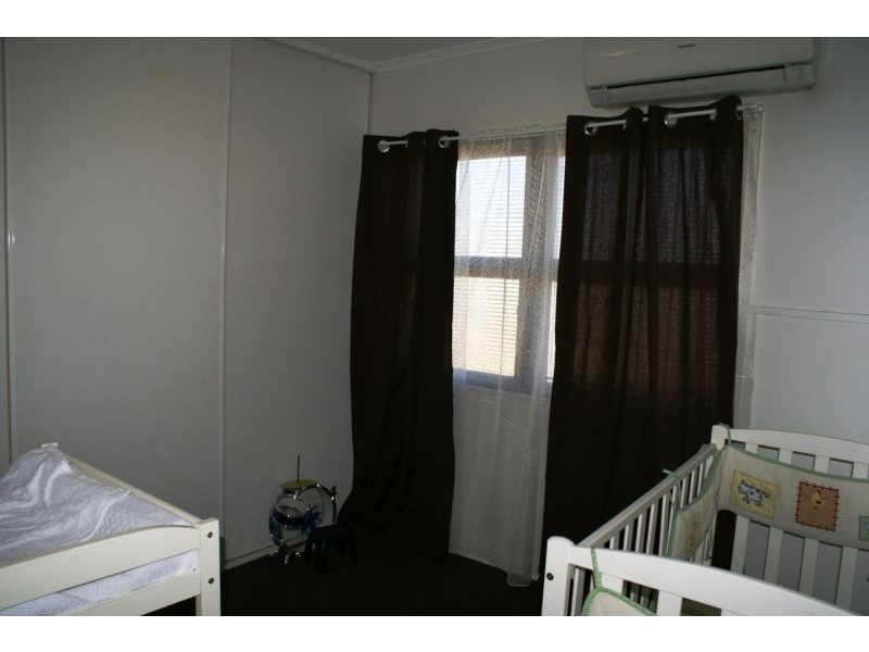 181 Raceview Street, Raceview QLD 4305