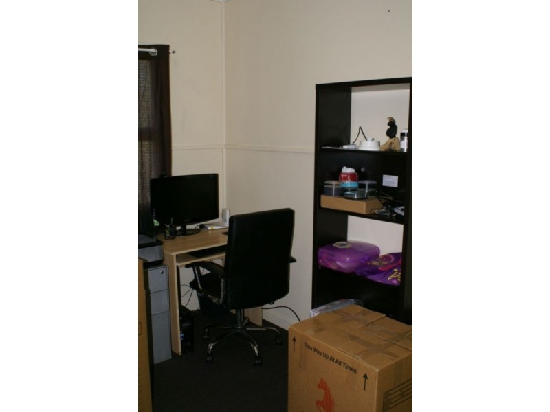 181 Raceview Street, Raceview QLD 4305