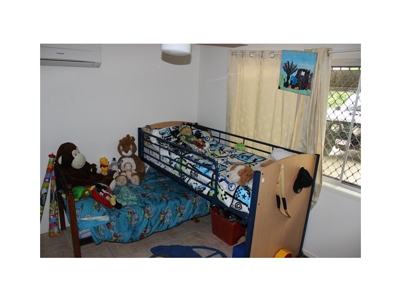 41 Selwyn Street, North Booval QLD 4304