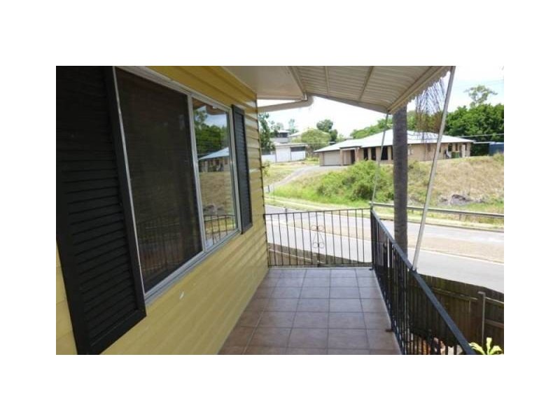 2 Wellen Street, Bundamba QLD 4304