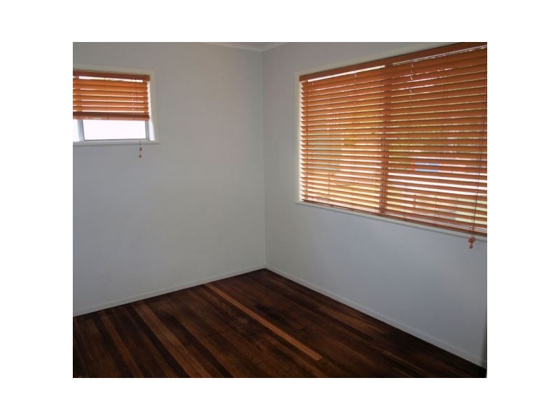 2 Wellen Street, Bundamba QLD 4304