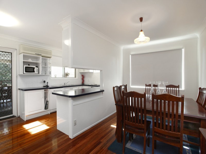 27 Belleglade Avenue, Bundamba QLD 4304