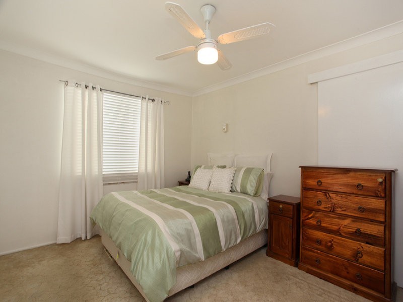 27 Belleglade Avenue, Bundamba QLD 4304