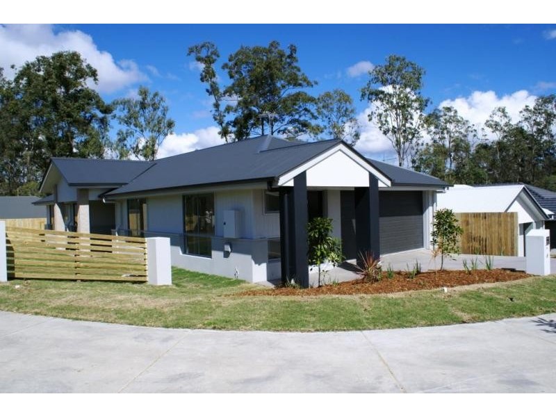 69 Francisca Drive, Augustine Heights QLD 4300