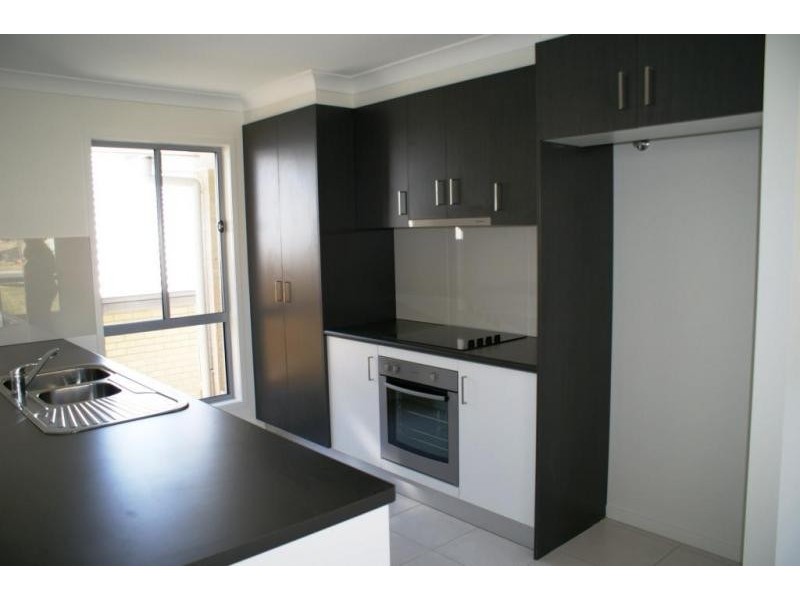 69 Francisca Drive, Augustine Heights QLD 4300