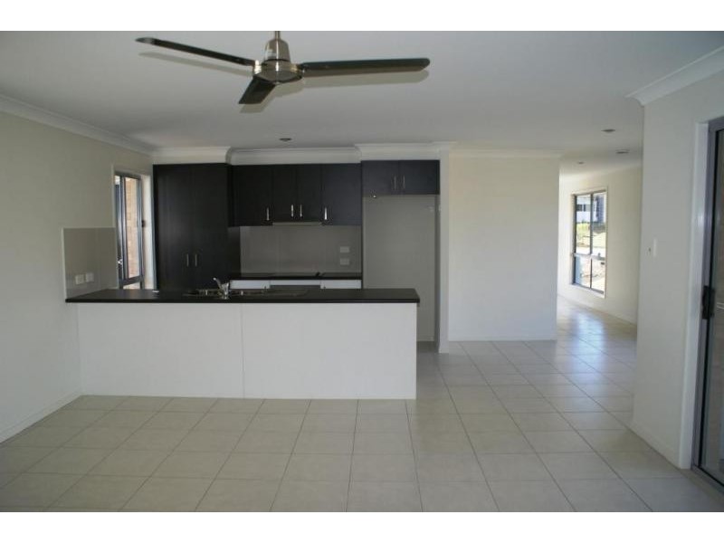 69 Francisca Drive, Augustine Heights QLD 4300