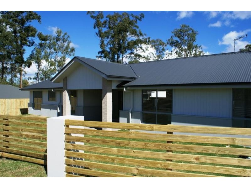 69 Francisca Drive, Augustine Heights QLD 4300