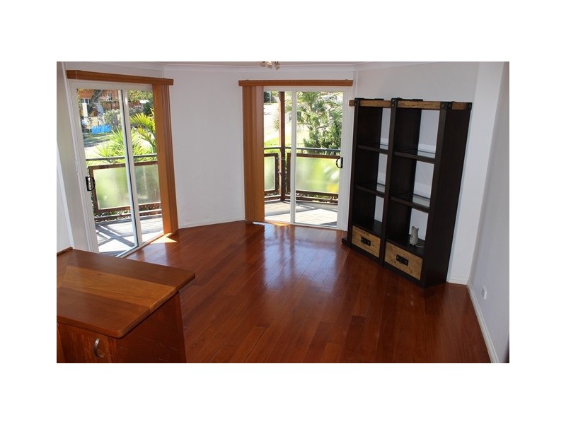 47 Glebe Road, Newtown QLD 4305