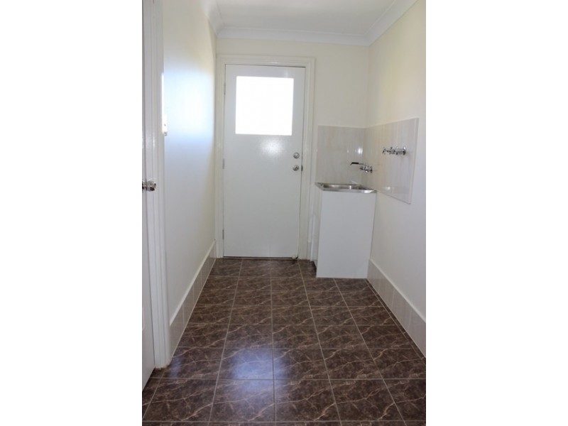 47 Glebe Road, Newtown QLD 4305