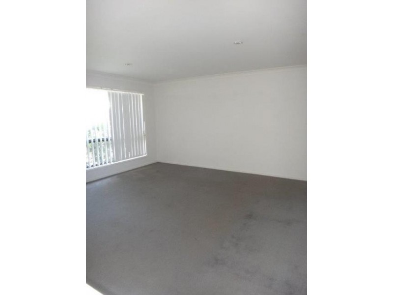74 McCorry Drive, Collingwood Park QLD 4301