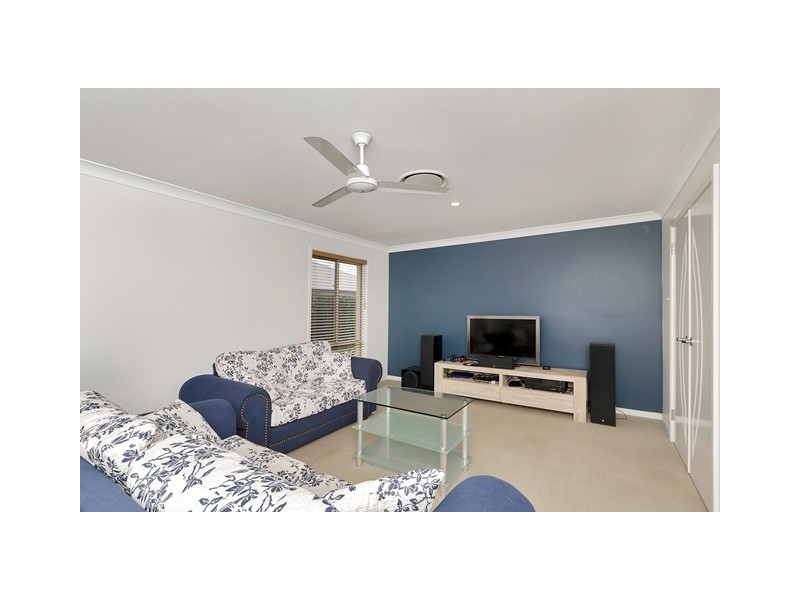 16 Mellor Place, Brassall QLD 4305