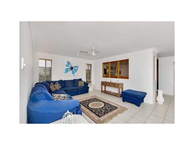 16 Mellor Place, Brassall QLD 4305