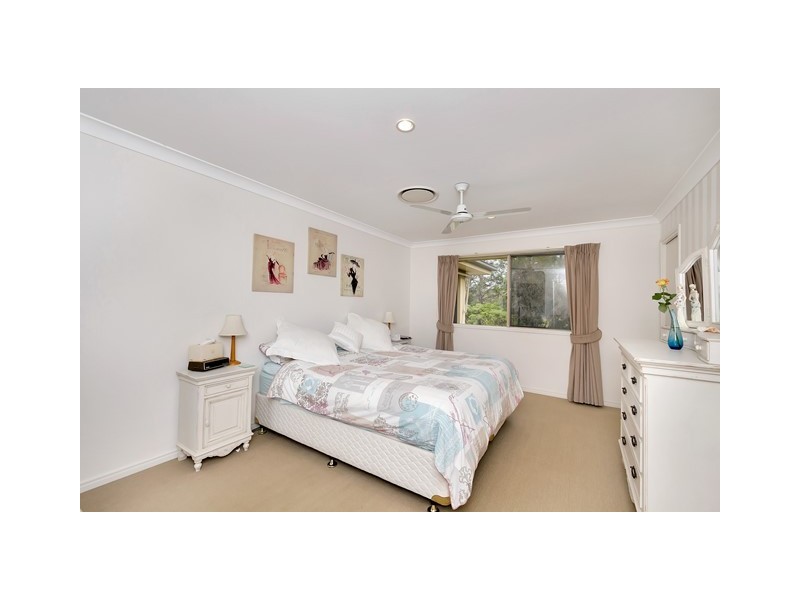 16 Mellor Place, Brassall QLD 4305