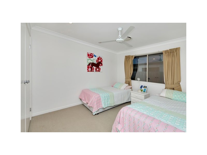 16 Mellor Place, Brassall QLD 4305