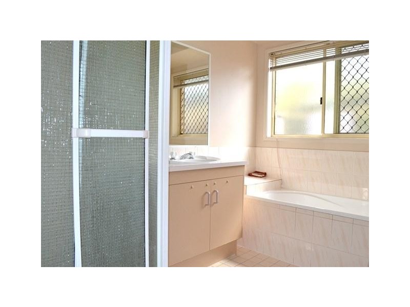 23 John Staines Crescent, North Ipswich QLD 4305