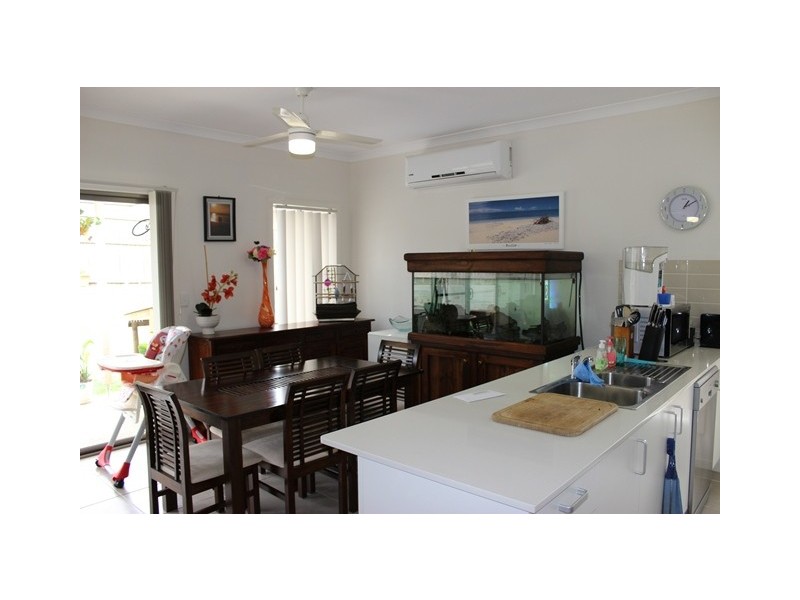 32 Francisca Drive, Augustine Heights QLD 4300