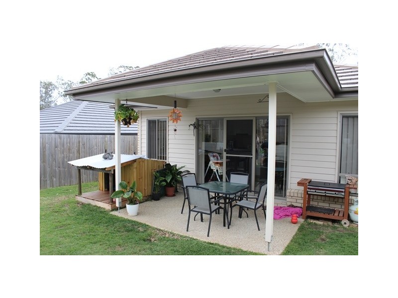 32 Francisca Drive, Augustine Heights QLD 4300