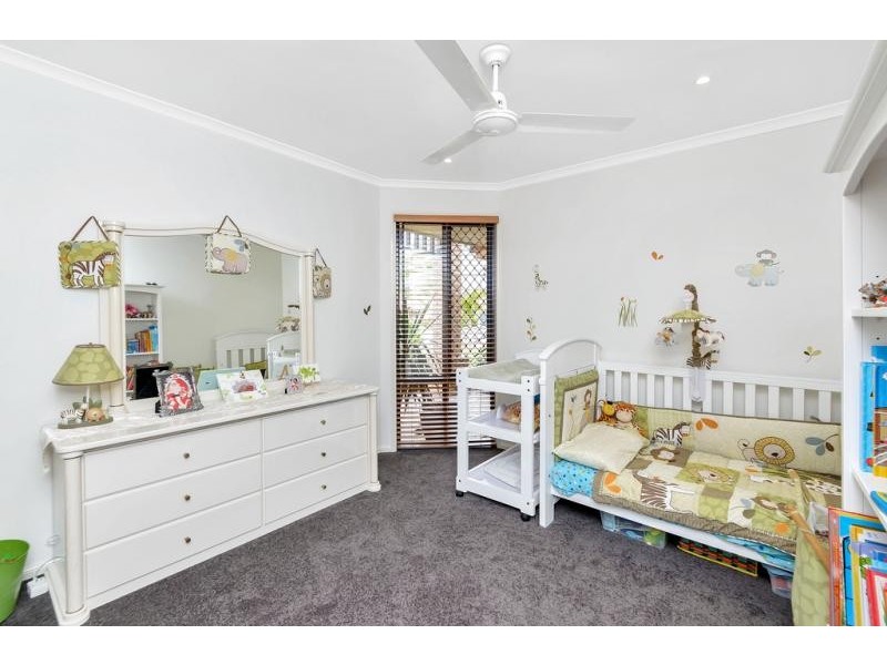 5 Mellor Place, Brassall QLD 4305