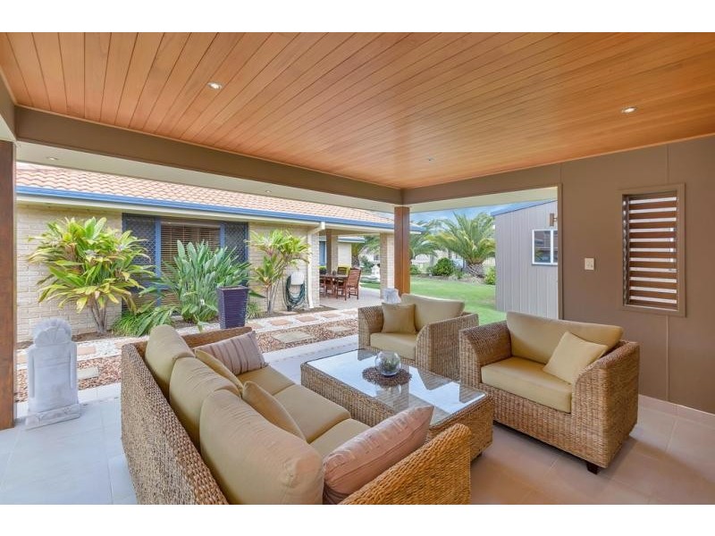 5 Mellor Place, Brassall QLD 4305
