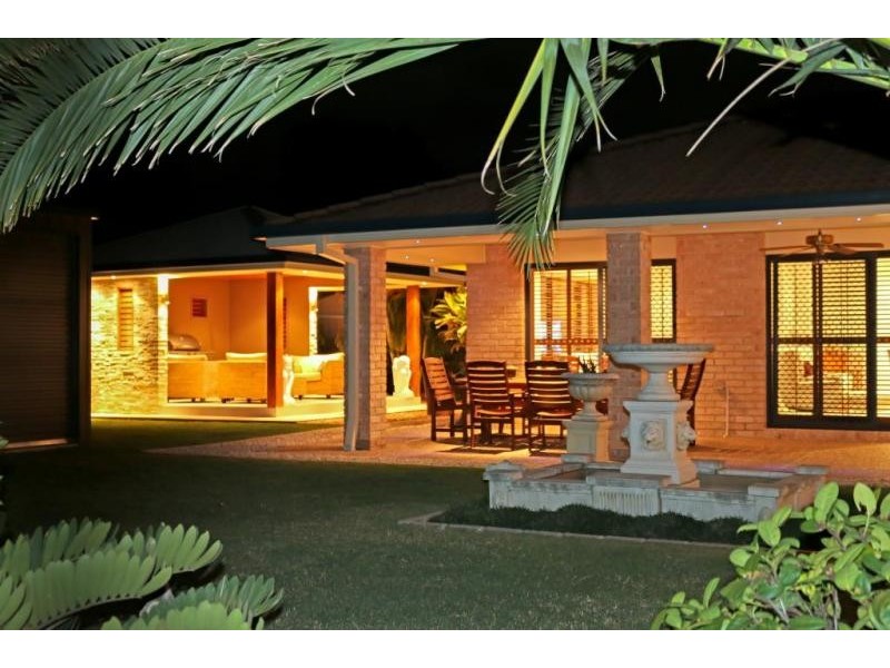 5 Mellor Place, Brassall QLD 4305