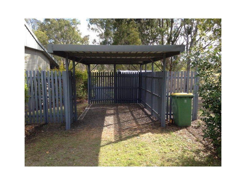 27 Sutton Street, Churchill QLD 4305