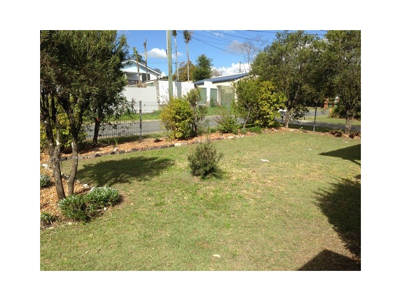 27 Sutton Street, Churchill QLD 4305