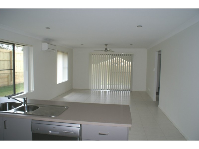 19 Freya Street, Brassall QLD 4305