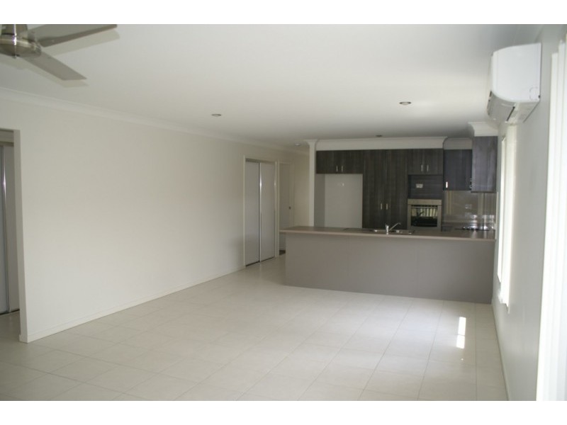 19 Freya Street, Brassall QLD 4305