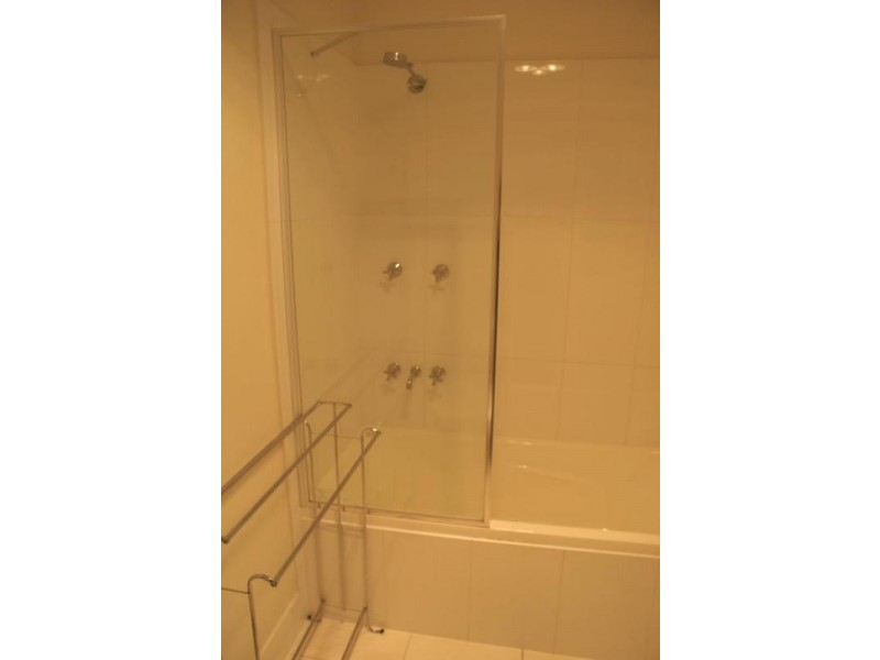 2/23 Ronald Street, Bundamba QLD 4304
